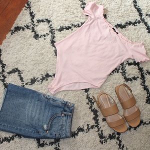 NWT Forever 21 Off the shoulder bodysuit